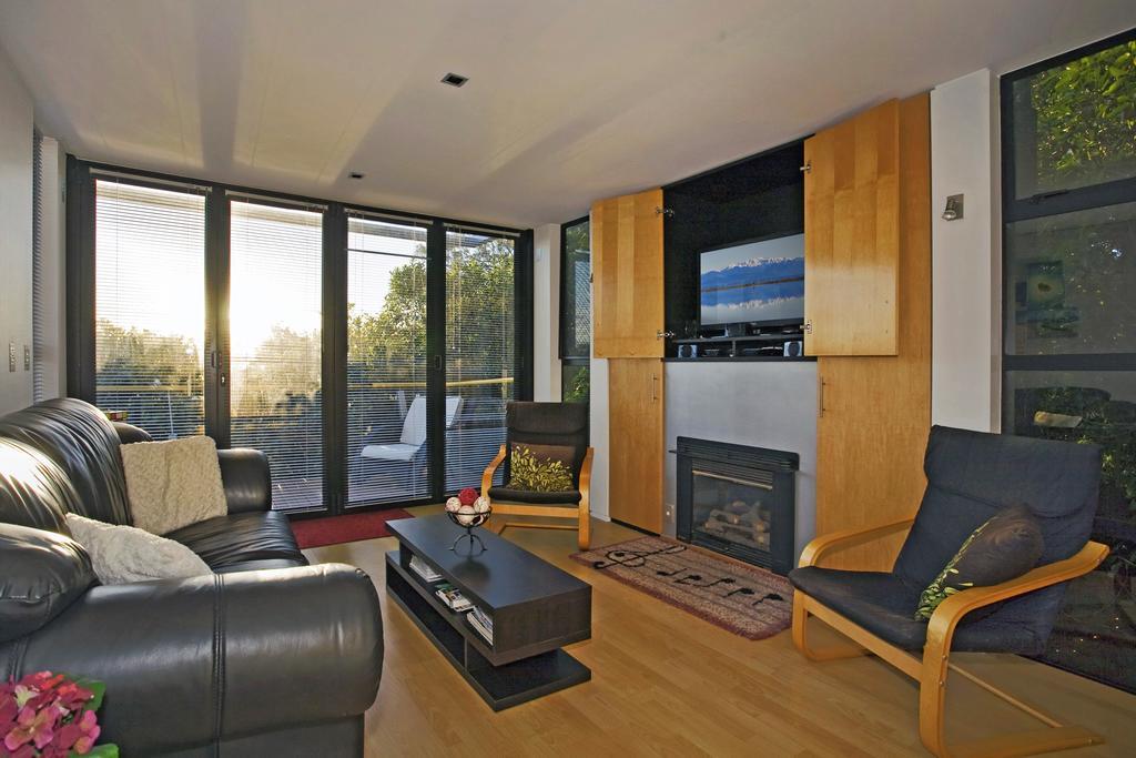 Coastal Escape Apartment Nelson Room photo